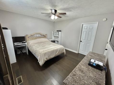 2463 Dinky Lane Murfreesboro TN 37129