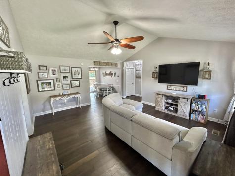 2463 Dinky Lane Murfreesboro TN 37129