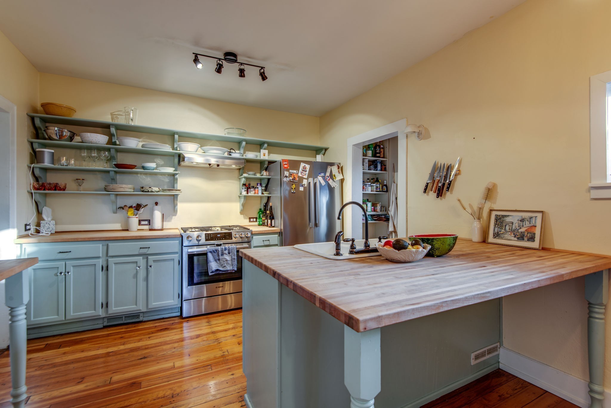 1504 Fatherland Street Nashville TN 37206