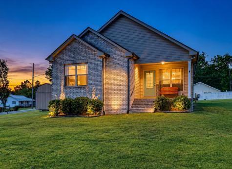 1702 Old Highway 31 E Westmoreland TN 37186