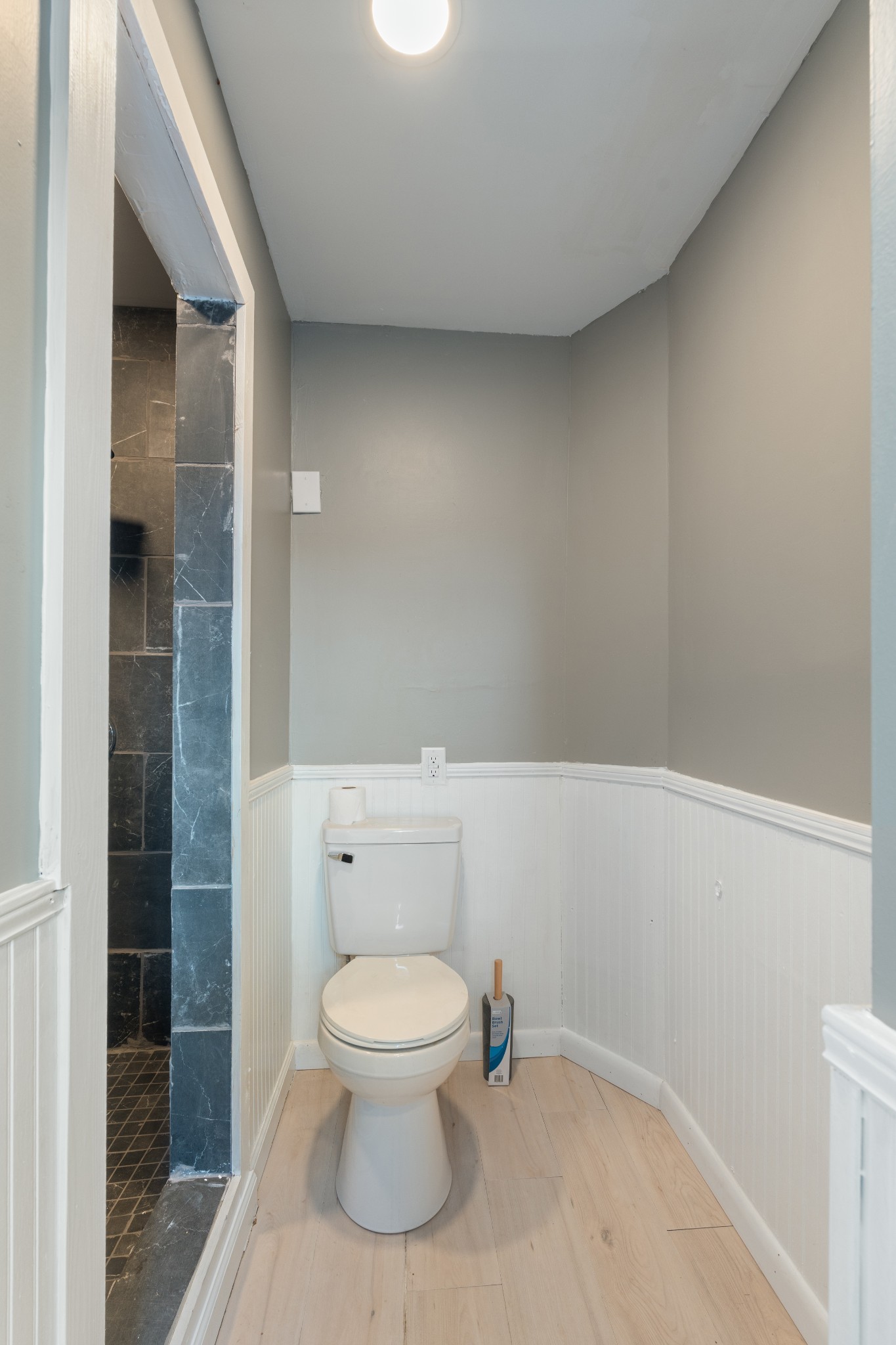 126 W End Avenue Centerville TN 37033
