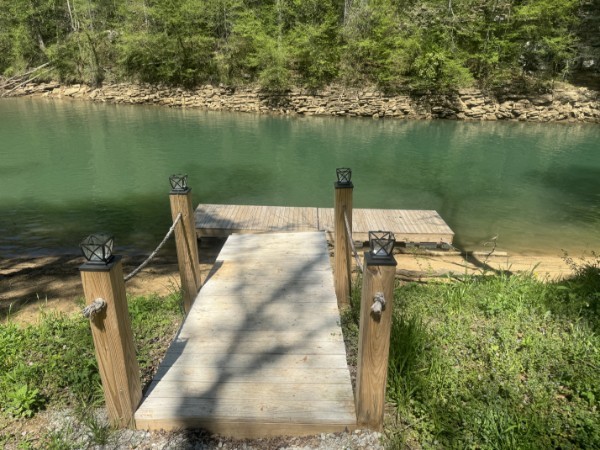 49 Hidden River Road Rock Island TN 38581