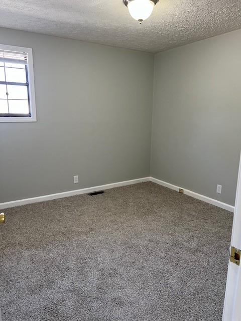 1613 Hartsville Pike Gallatin TN 37066