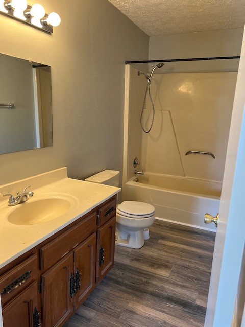 1613 Hartsville Pike Gallatin TN 37066