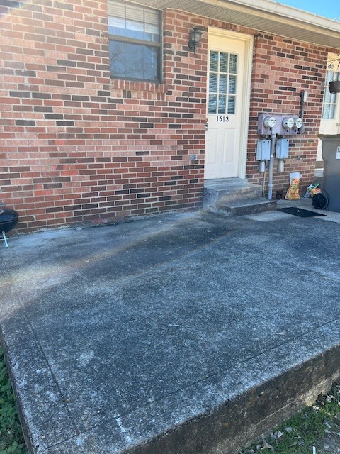 1613 Hartsville Pike Gallatin TN 37066