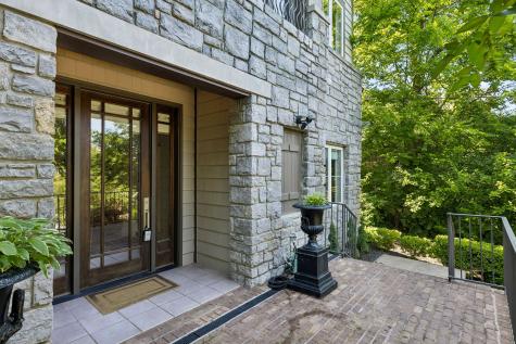 301 32nd Ave, S Nashville TN 37212