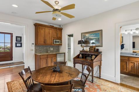 301 32nd Ave, S Nashville TN 37212