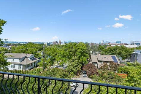 301 32nd Ave, S Nashville TN 37212