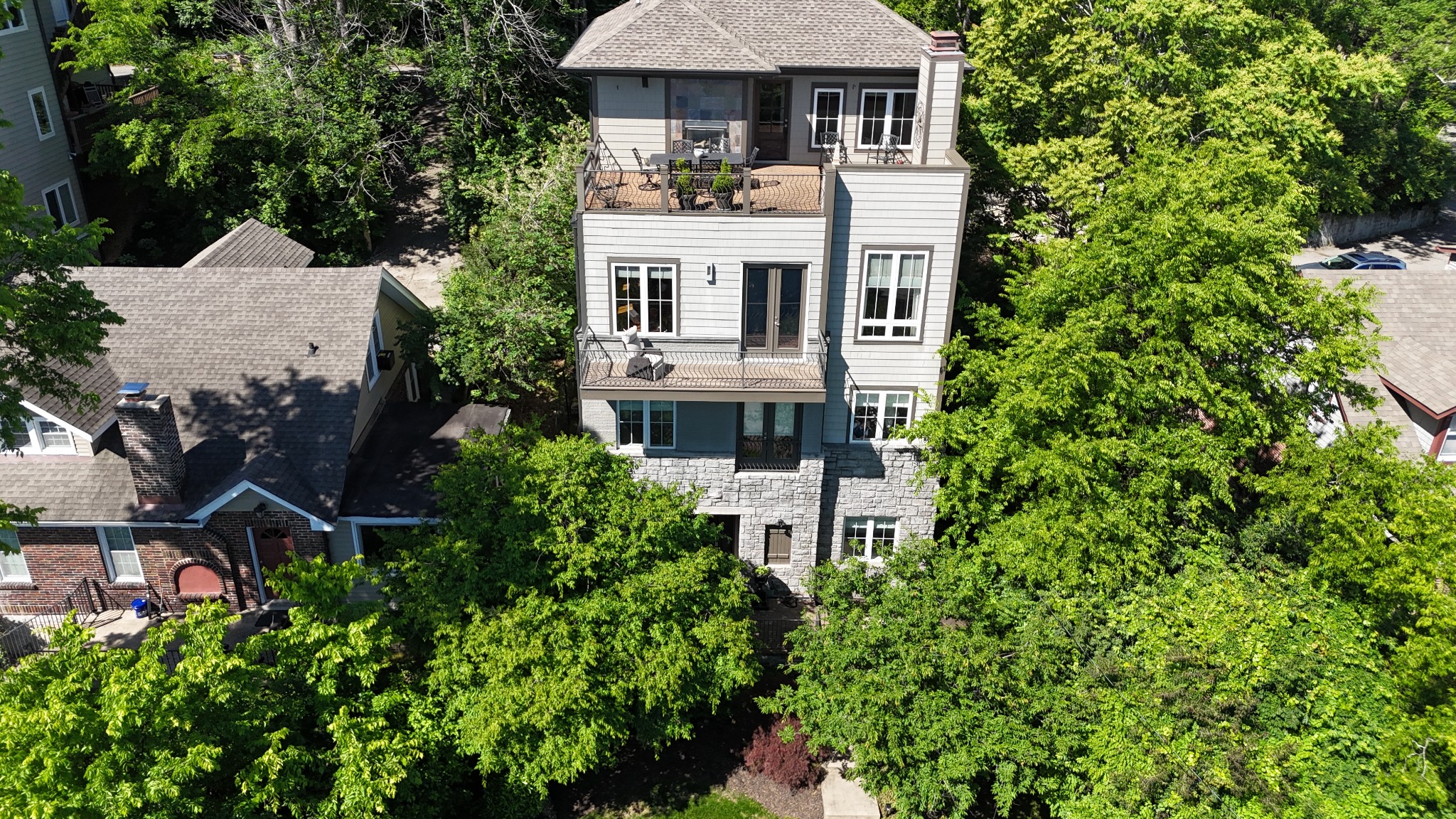 301 32nd Ave, S Nashville TN 37212