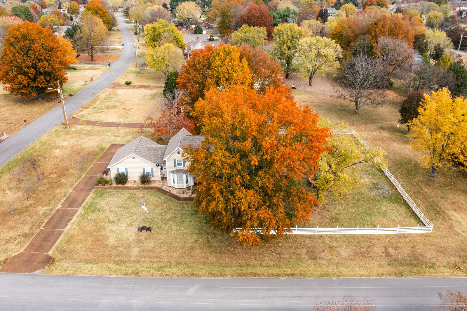 1611 Gloucester Drive Lebanon TN 37087