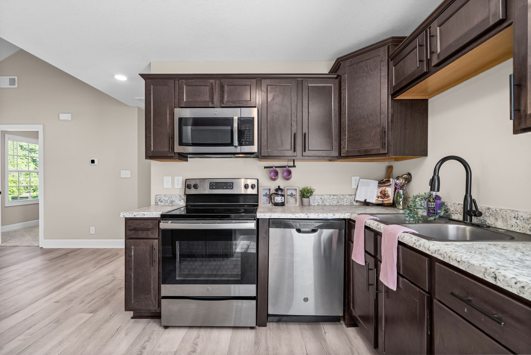 160 Texas Avenue Oak Grove KY 42262