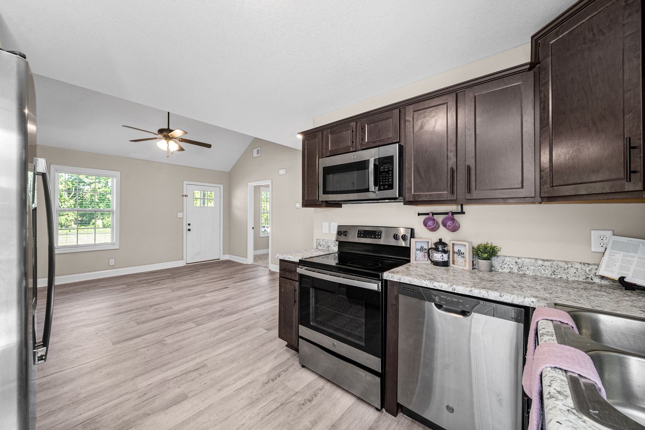 160 Texas Avenue Oak Grove KY 42262
