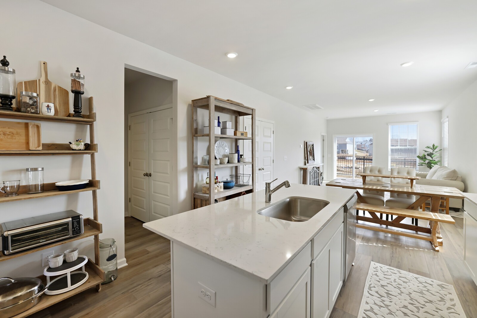 1653 Manuka Lane Columbia TN 38401