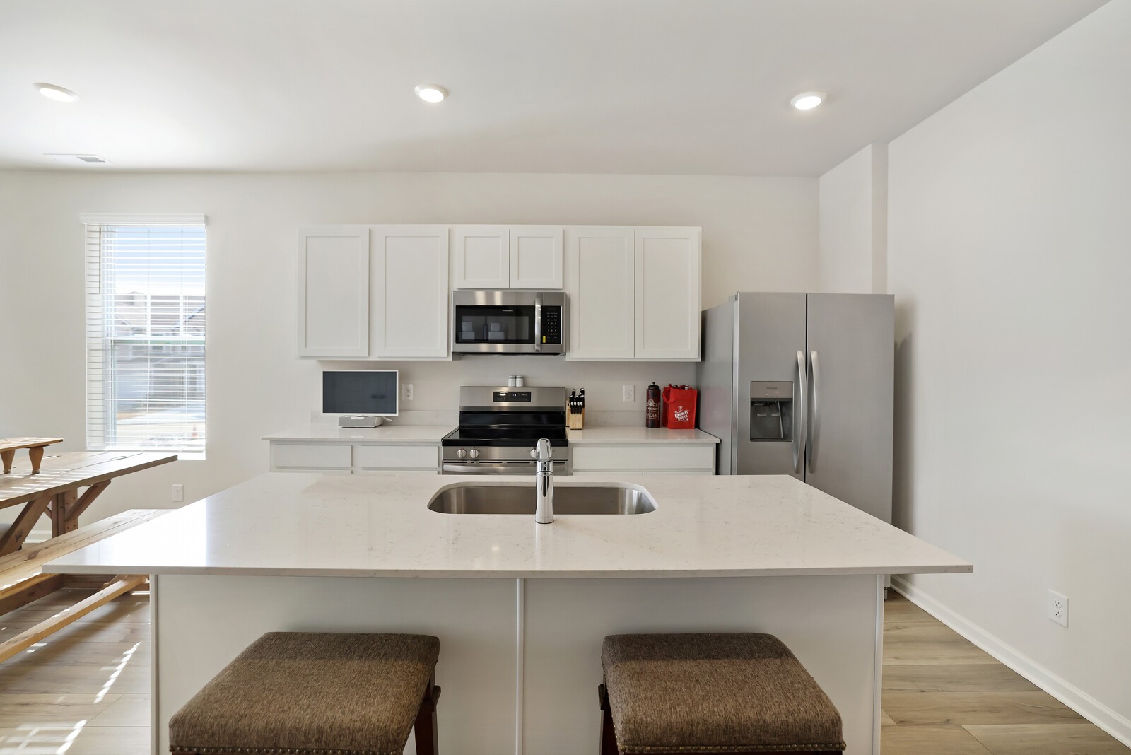 1653 Manuka Lane Columbia TN 38401