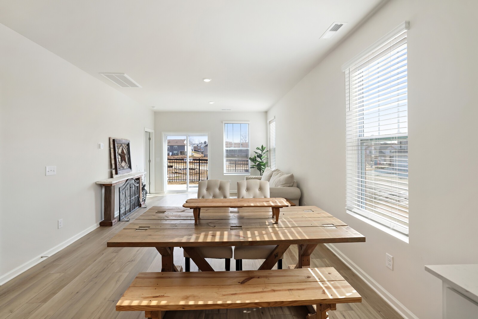 1653 Manuka Lane Columbia TN 38401