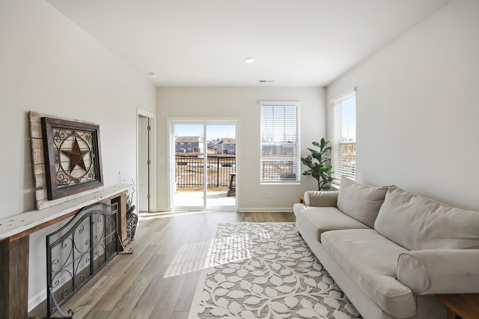 1653 Manuka Lane Columbia TN 38401