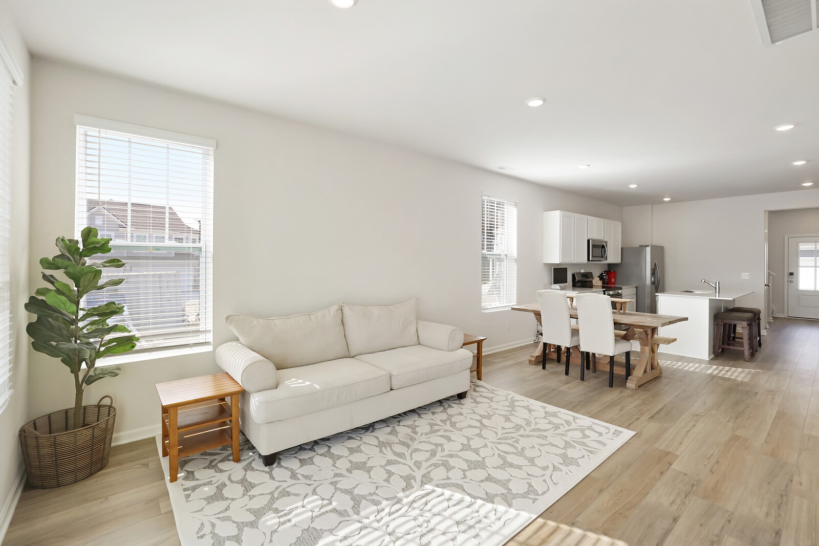 1653 Manuka Lane Columbia TN 38401