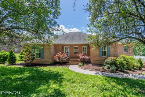 1244 River Oaks Drive Kingston TN 37763