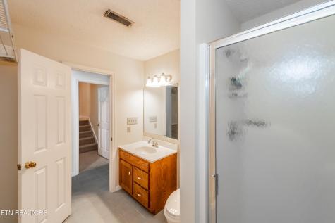 1244 River Oaks Drive Kingston TN 37763