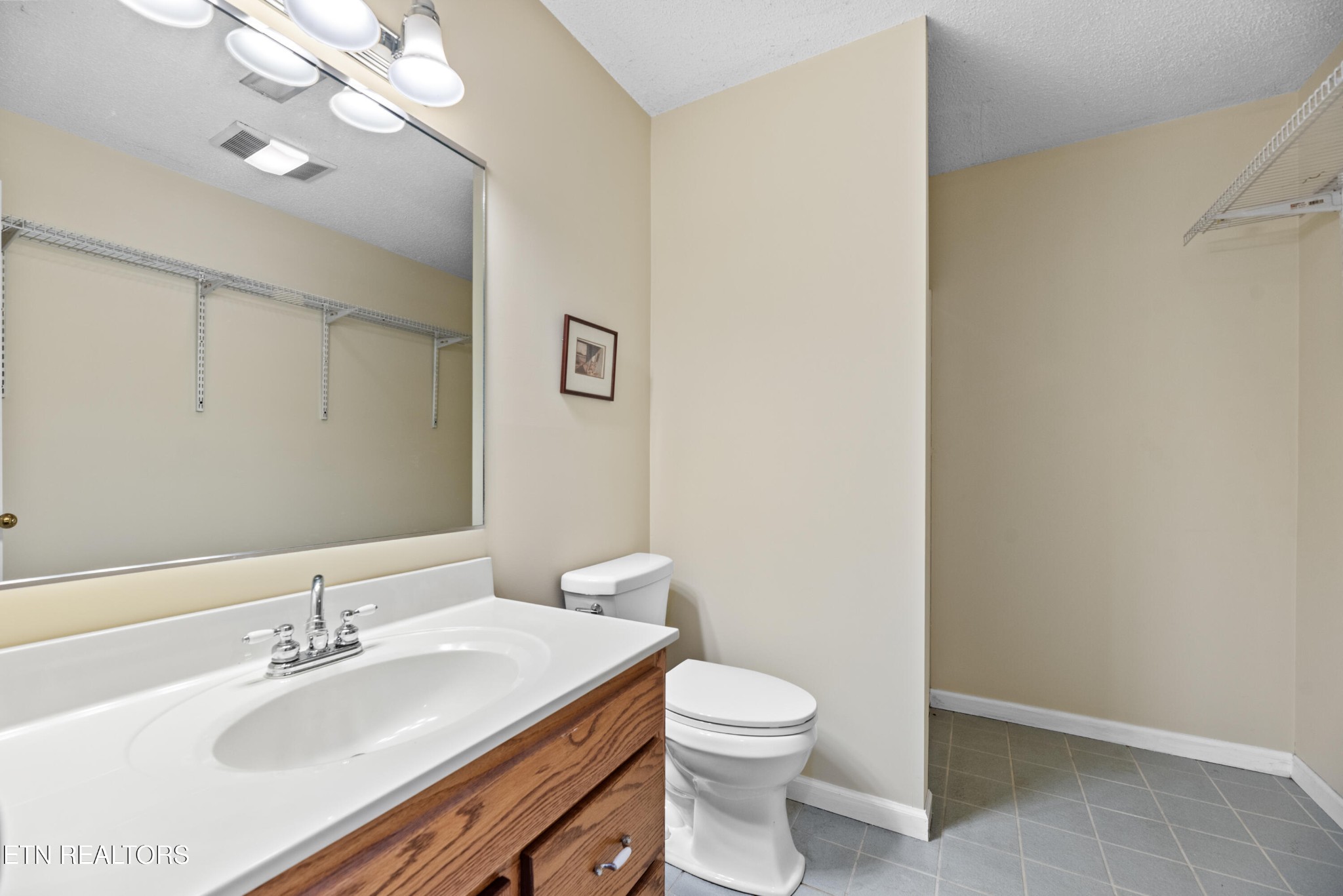 1244 River Oaks Drive Kingston TN 37763