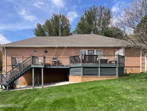 1244 River Oaks Drive Kingston TN 37763