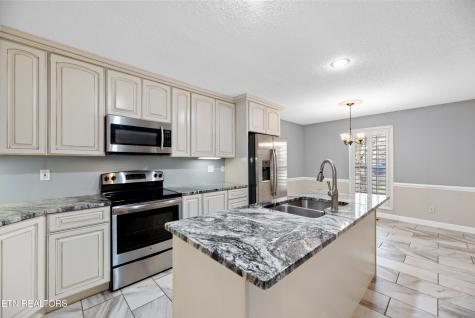 1244 River Oaks Drive Kingston TN 37763