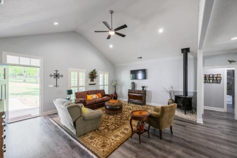 694 Lick Creek Boat Dock Loop Parsons TN 38363