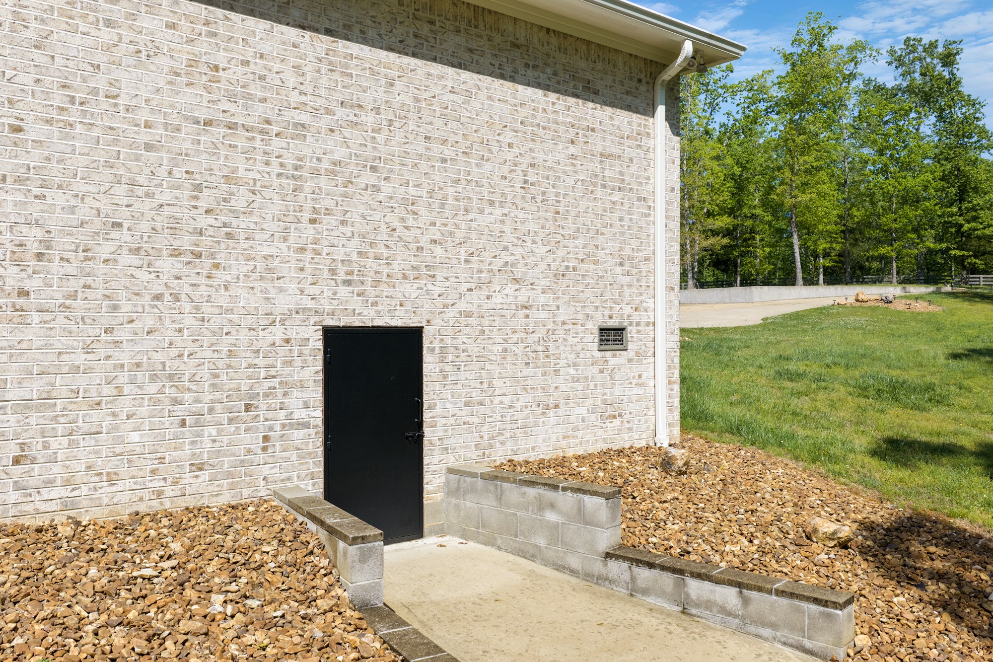 694 Lick Creek Boat Dock Loop Parsons TN 38363