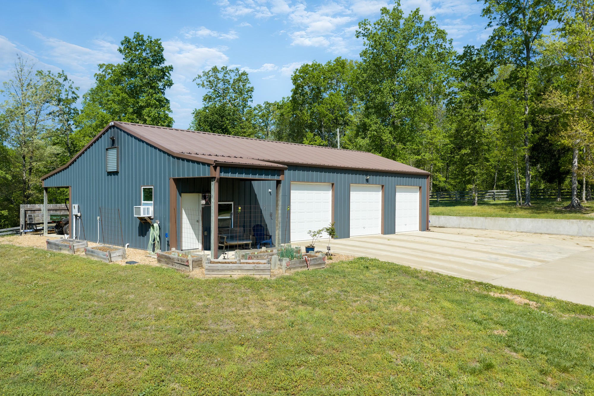 694 Lick Creek Boat Dock Loop Parsons TN 38363
