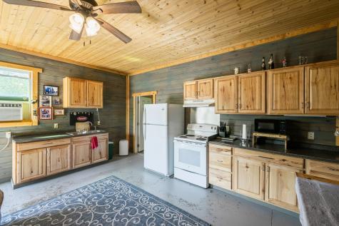 694 Lick Creek Boat Dock Loop Parsons TN 38363