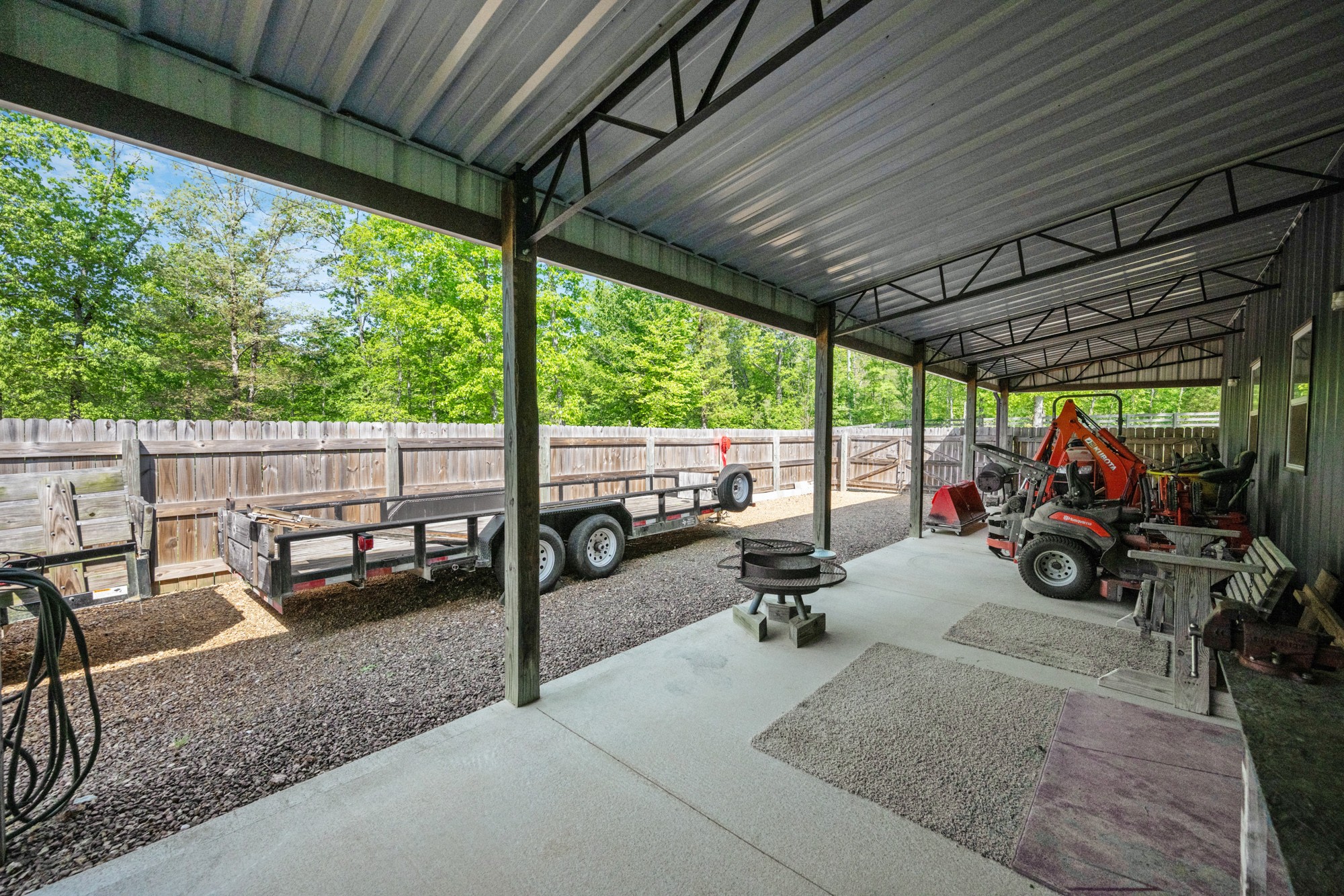 694 Lick Creek Boat Dock Loop Parsons TN 38363