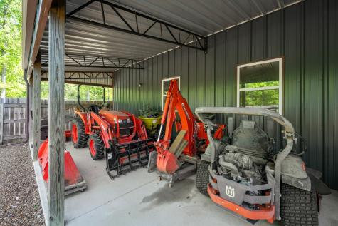 694 Lick Creek Boat Dock Loop Parsons TN 38363