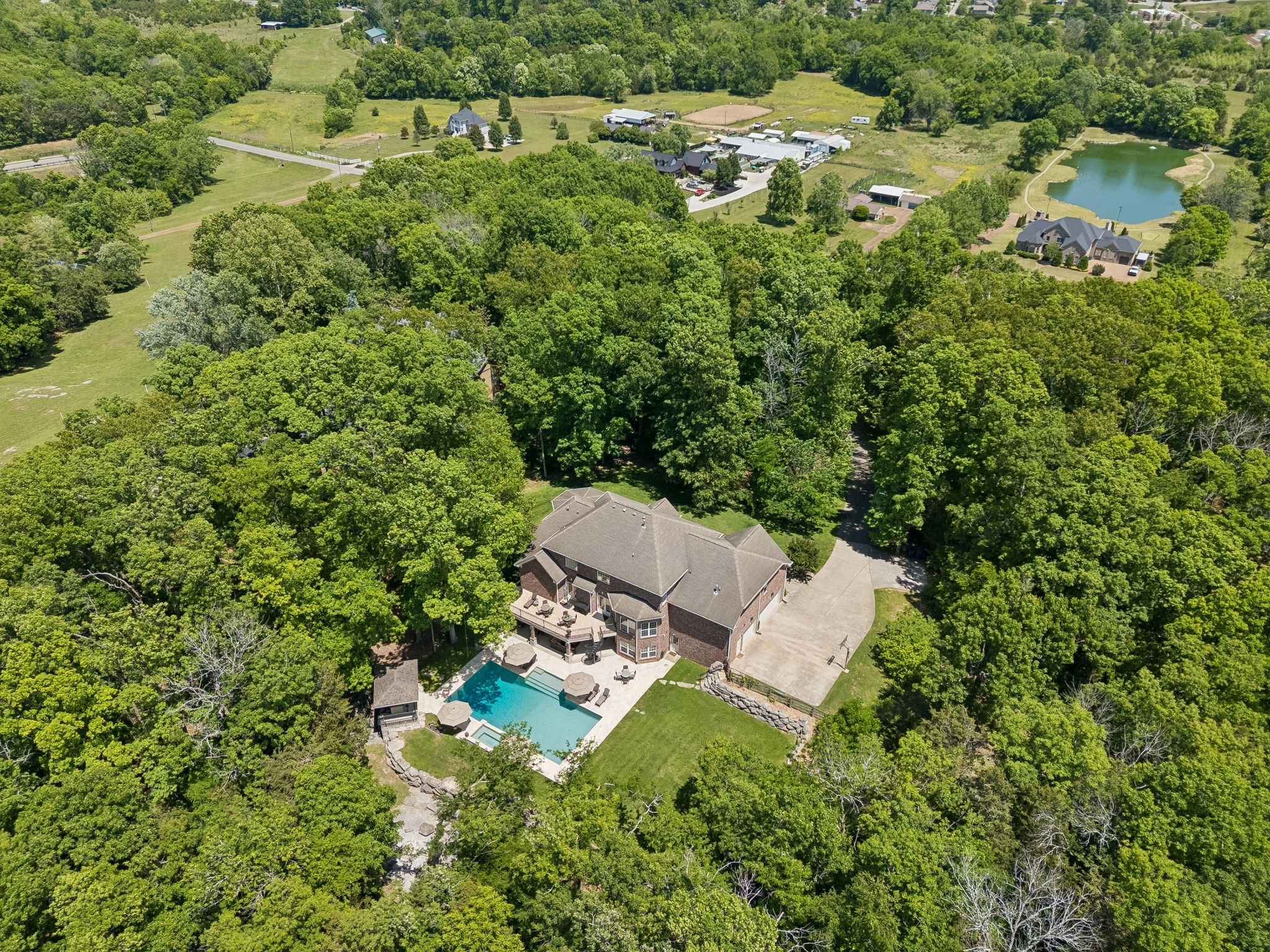 911 Bluff Road Brentwood TN 37027