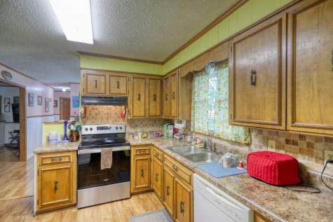 810 S Broadway Street Portland TN 37148