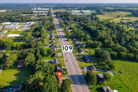 810 S Broadway Street Portland TN 37148