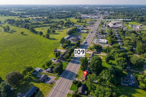 810 S Broadway Street Portland TN 37148