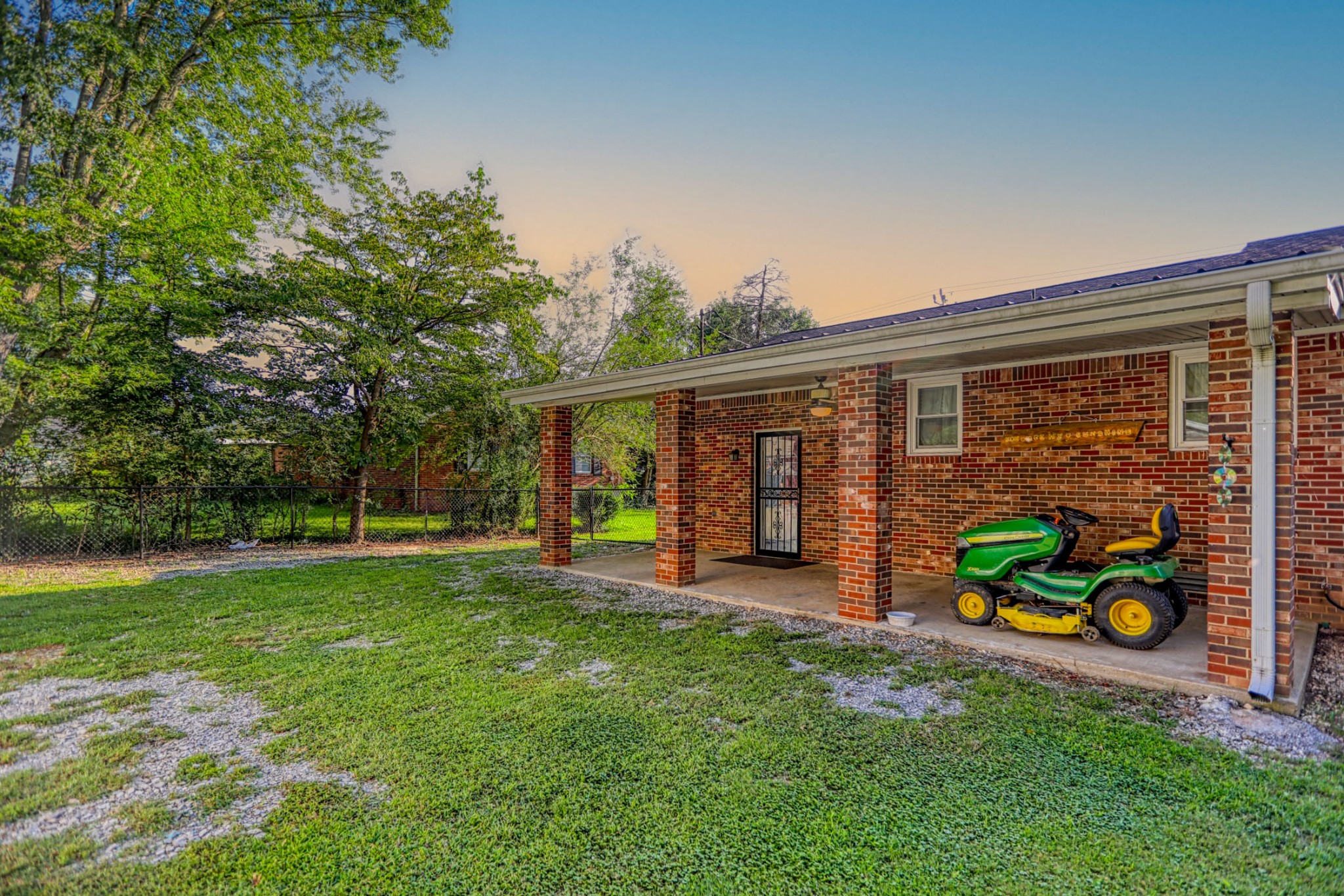 810 S Broadway Street Portland TN 37148
