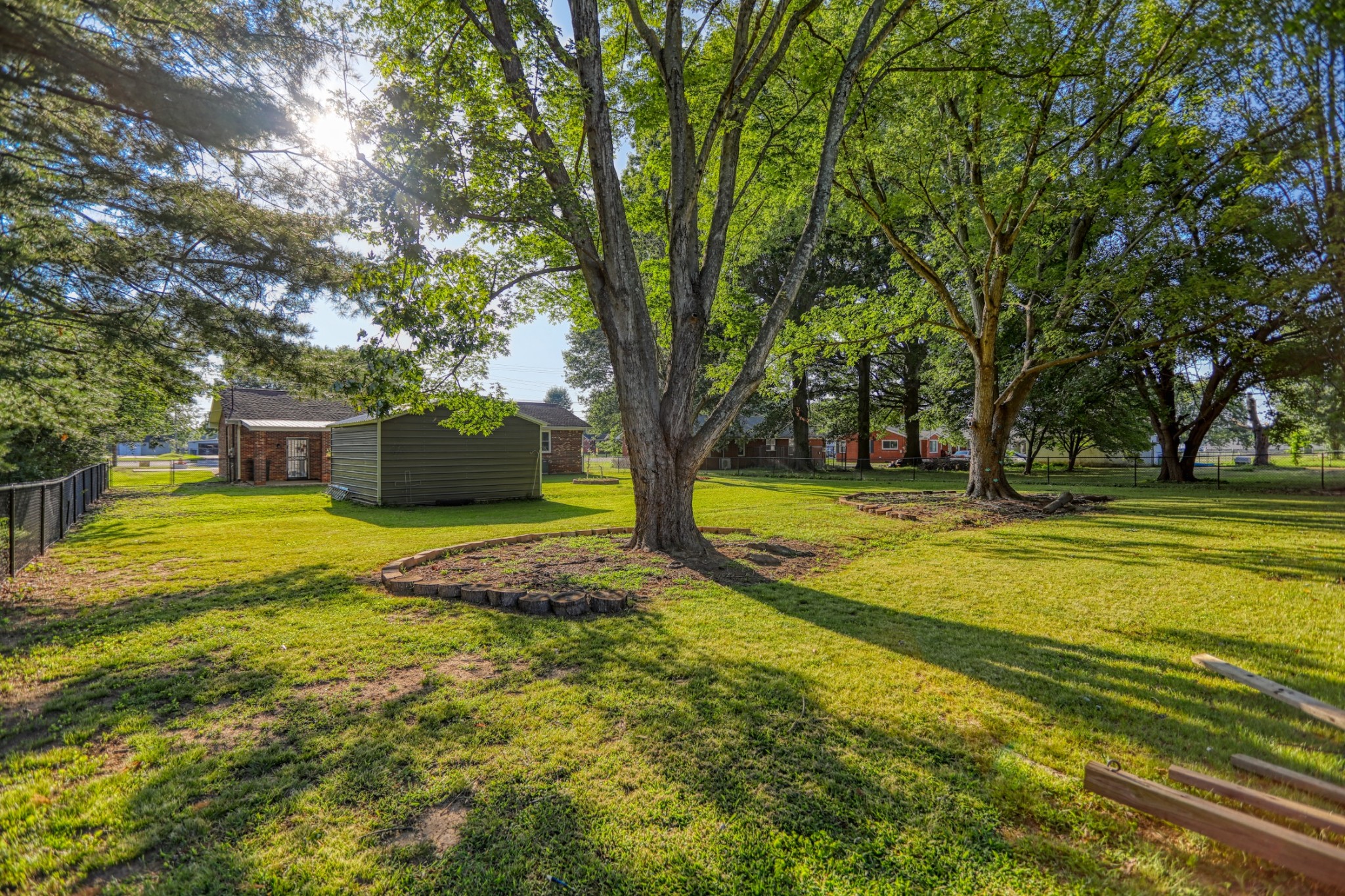 810 S Broadway Street Portland TN 37148