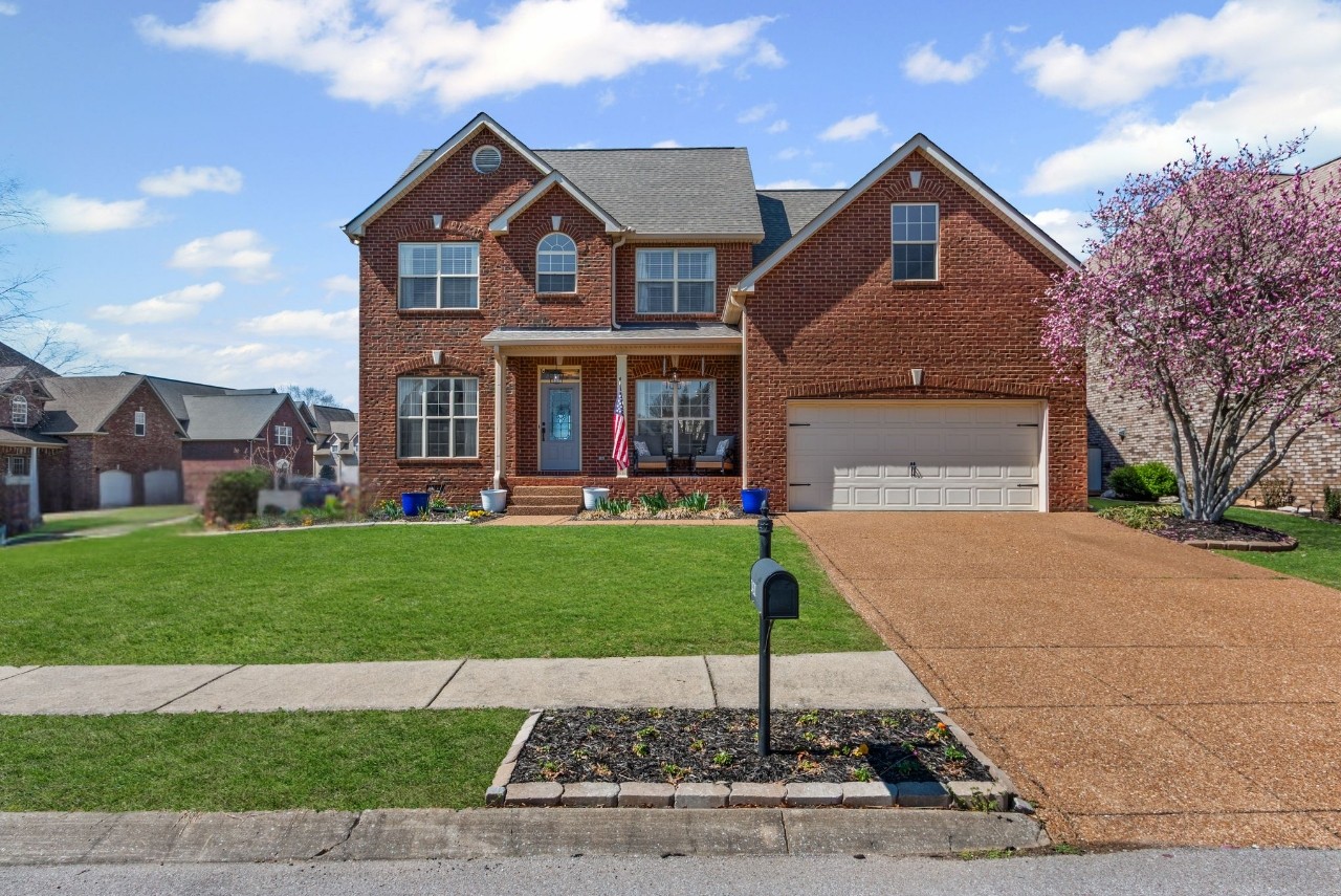 2421 Adelaide Drive Thompsons Station TN 37179