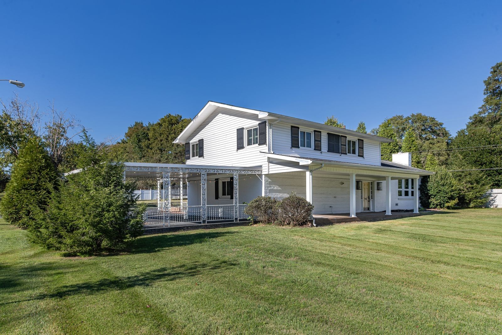 2910 Brookside Drive Columbia TN 38401