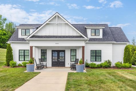 811 Wellstone Drive Chattanooga TN 37405