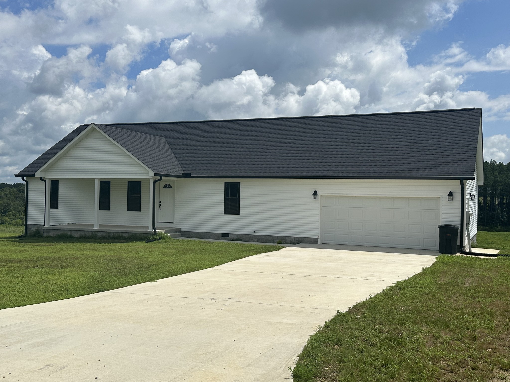 1654 Linvillle Road Lawrenceburg TN 38464