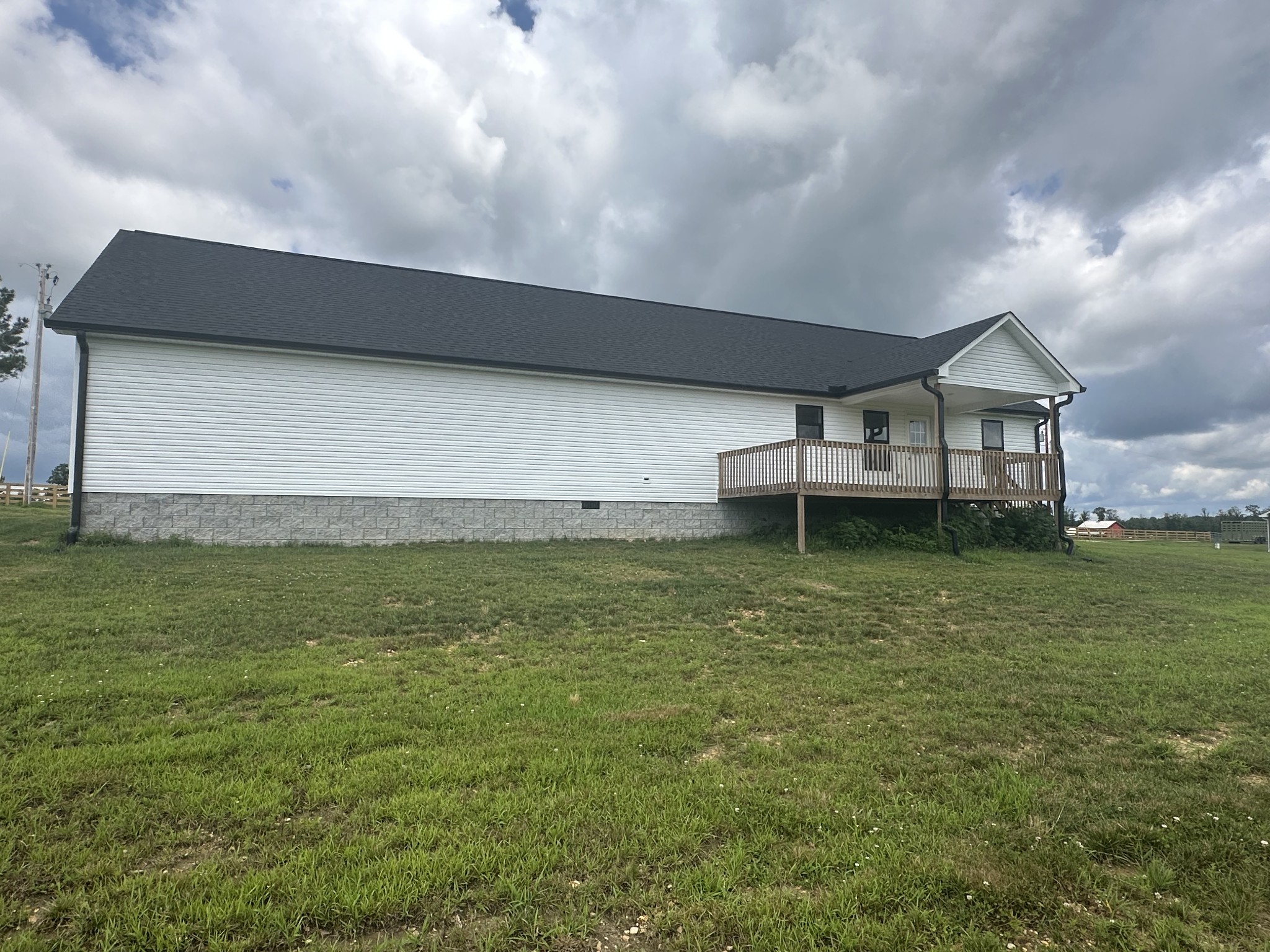 1654 Linvillle Road Lawrenceburg TN 38464