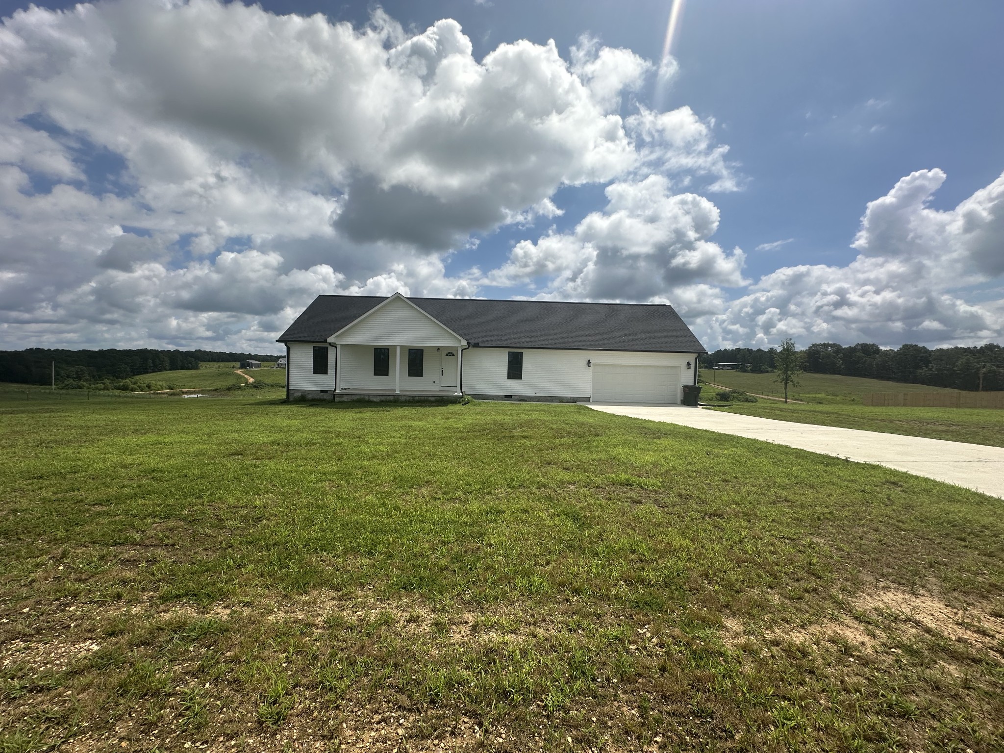 1654 Linvillle Road Lawrenceburg TN 38464