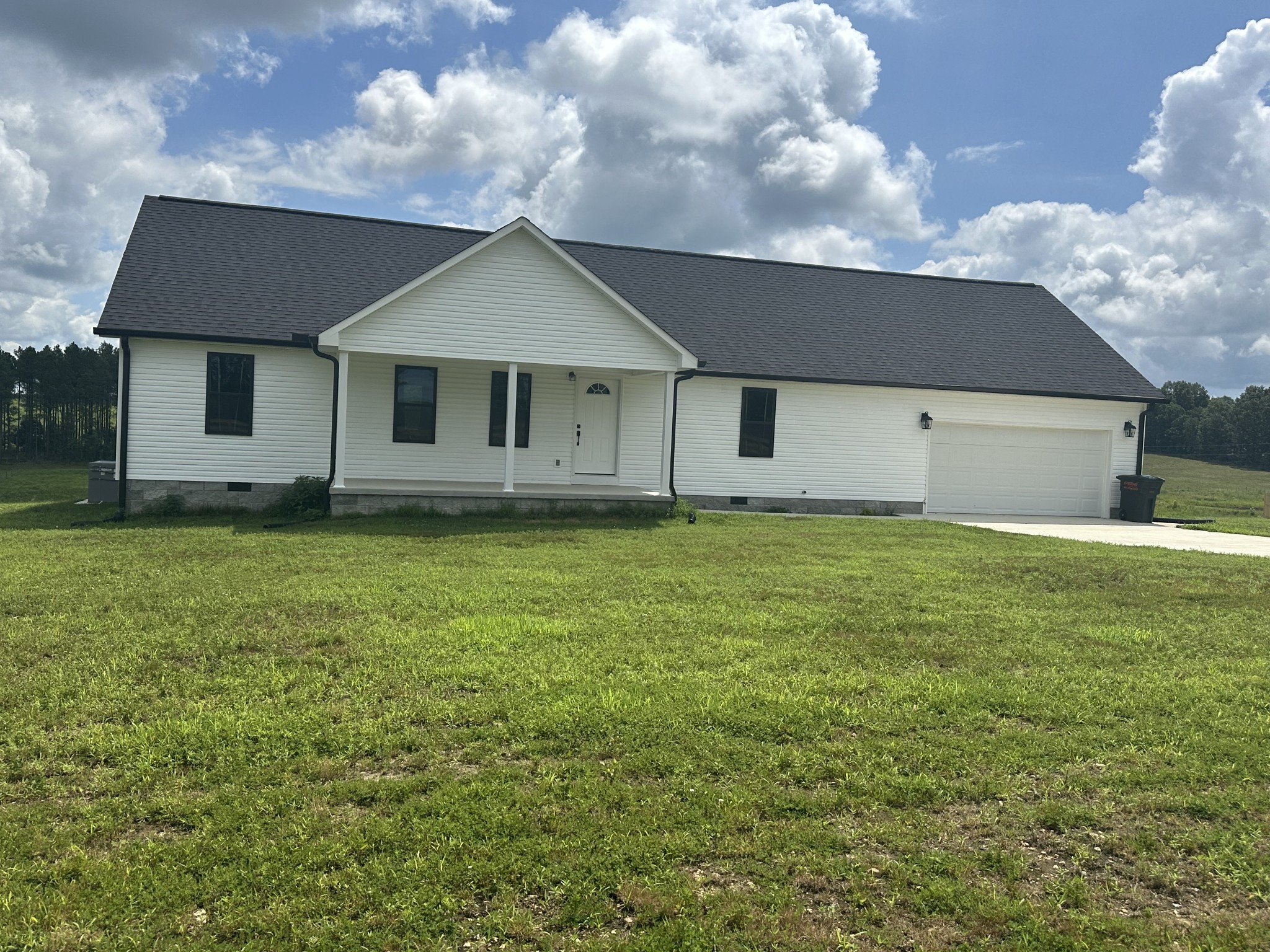 1654 Linvillle Road Lawrenceburg TN 38464