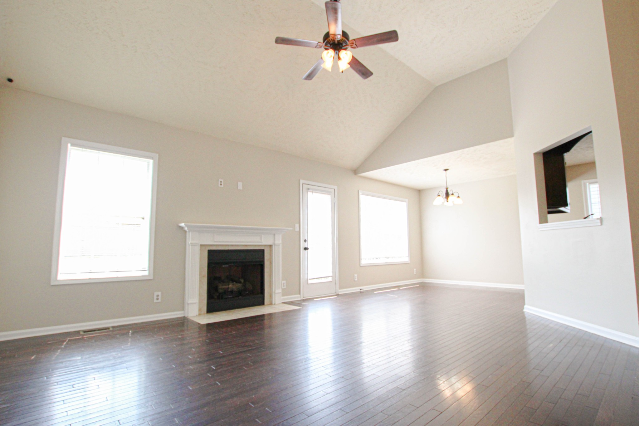 1347 Whitt Lane Clarksville TN 37042