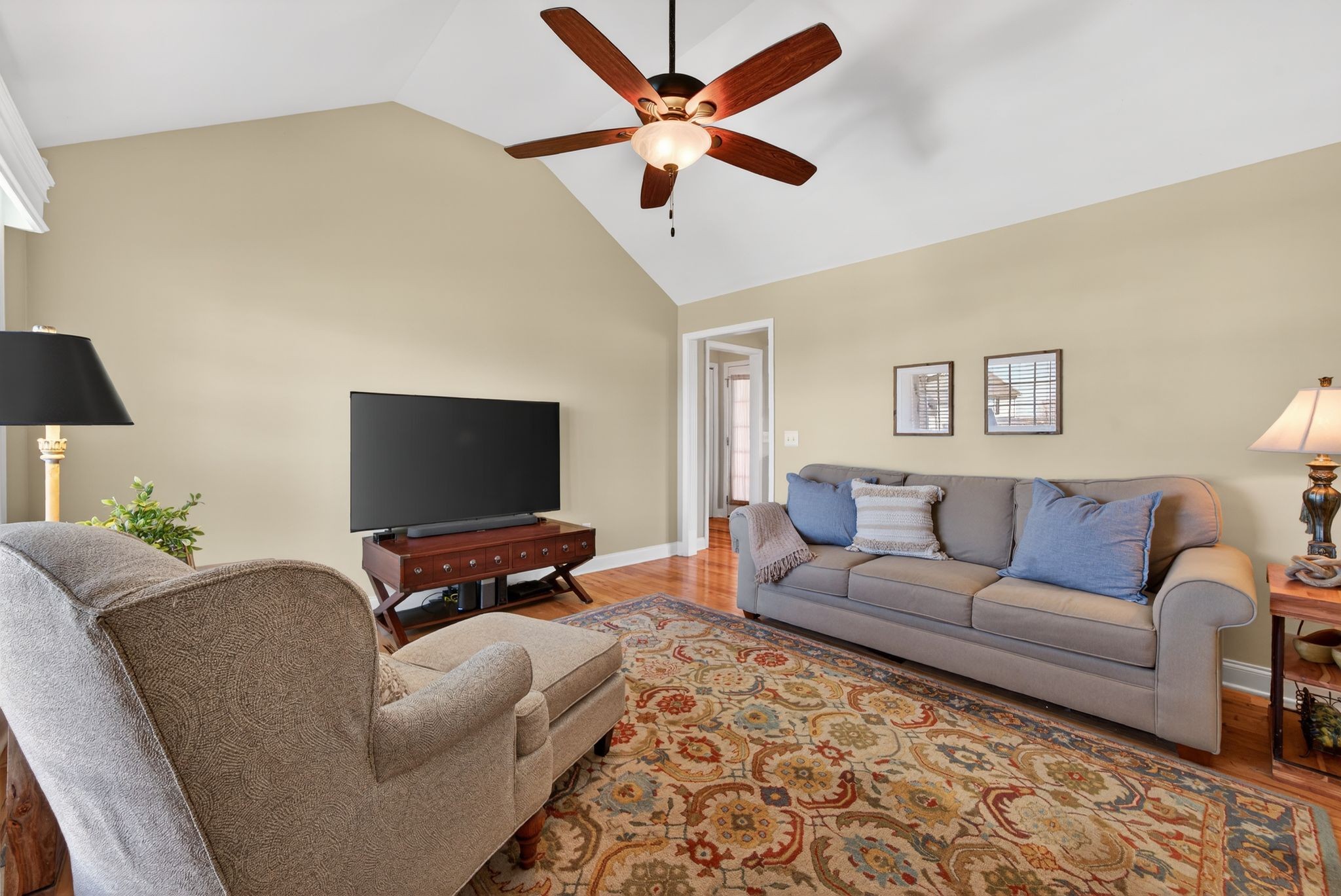 1602 Oxford Court Columbia TN 38401