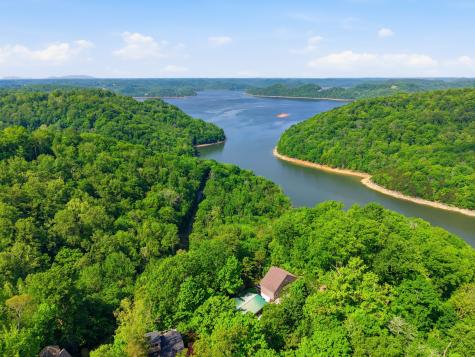 241 Nautilus Point Silver Point TN 38582