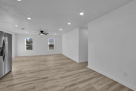 813 Curtis Street Paris TN 38242
