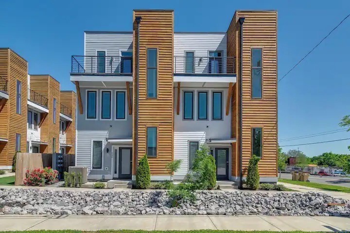 540 Weakley Avenue Nashville TN 37207
